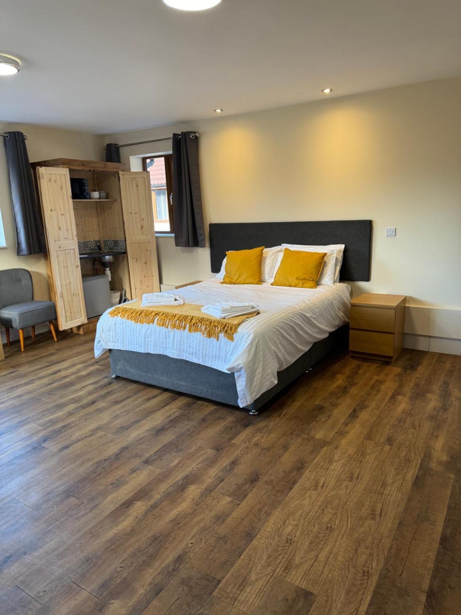 Lillypool Farm Hotell Shipham Eksteriør bilde